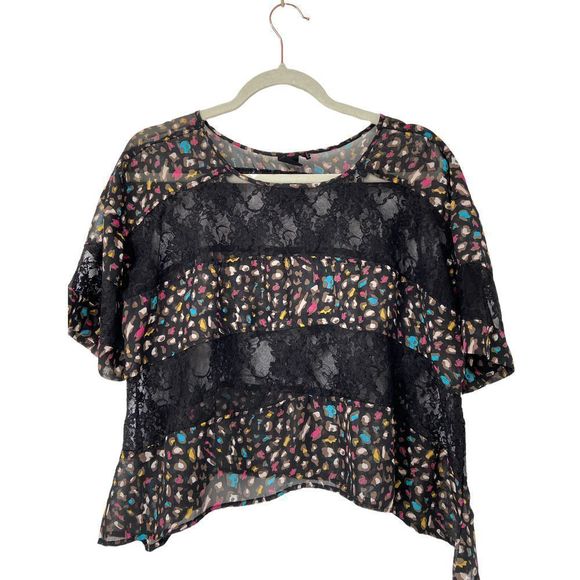 Material Girl Black Lace Short Sleeve Sheer Cropped Top Medium - Picture 1 of 7